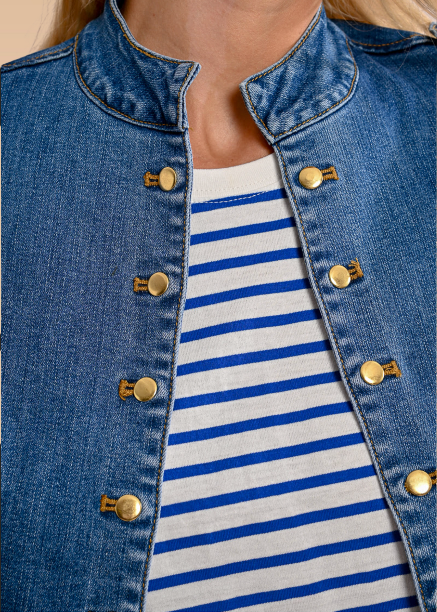 Veste en Jean avec Boutonnière